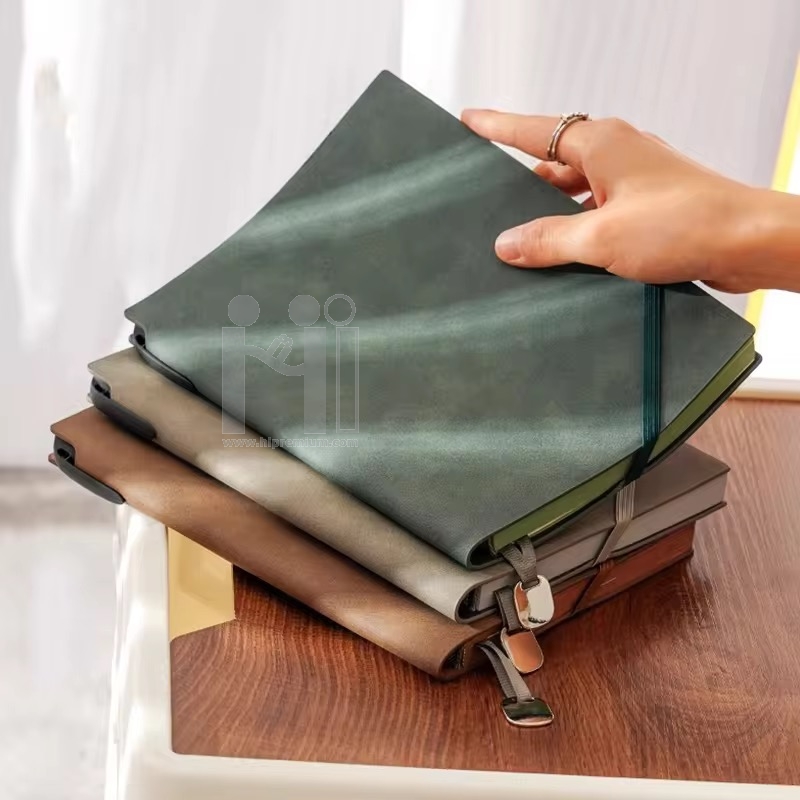 สมุดบันทึกไดอารี่ พร้อมปากกา